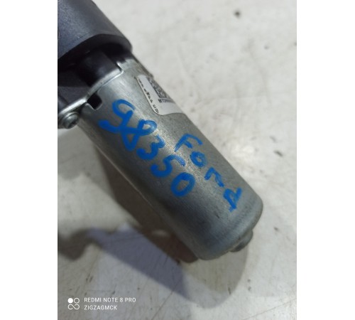 Моторчик сиденья переднего правого