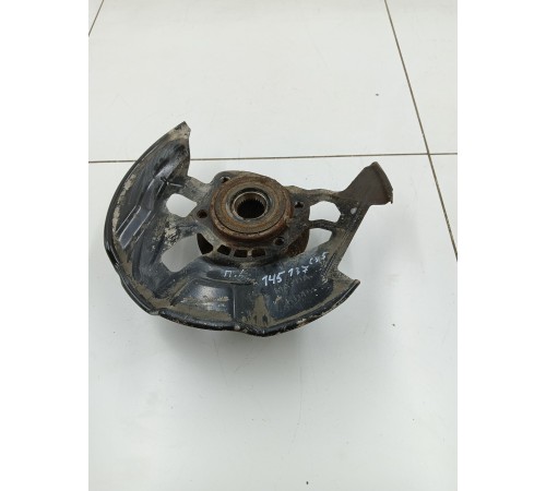 Ступица передняя левая с кожухом