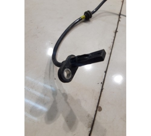 Датчик ABS (задний, правый)