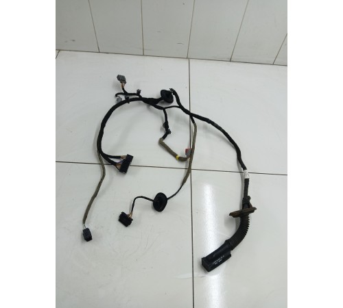 Электропроводка двери передняя левая