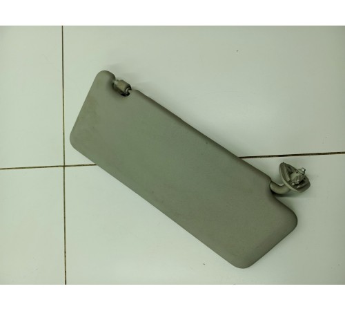 Козырек солнцезащитный левый