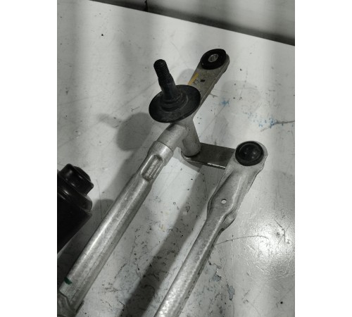 Трапеция стеклоочистителей в сборе