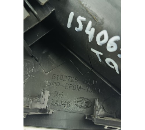 Уголок двери передний правый