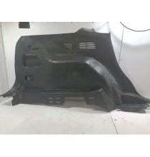 Обшивка багажника левая