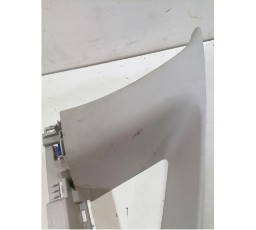 Обшивка багажника верхняя правая