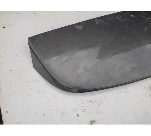 Спойлер крышки багажника