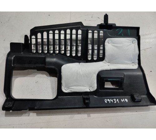 Накладка багажника