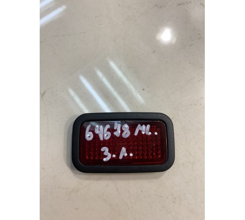 Светоотражатель двери (задний, левый)