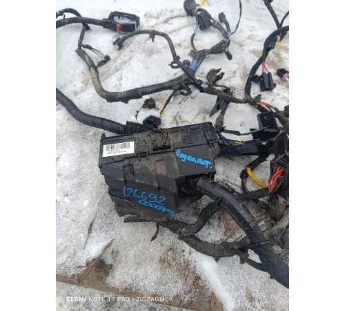 Электропроводка подкапотная с блоком предохранителей