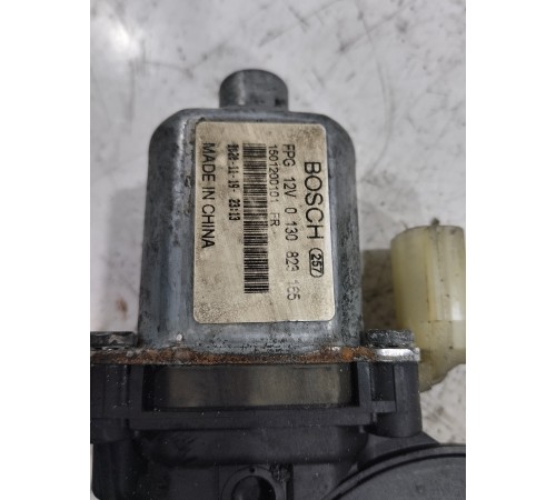 Моторчик стеклоподъемника (передний правый)