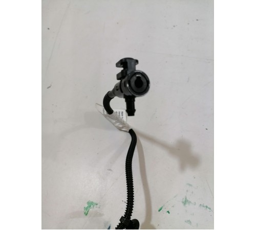 Камера заднего вида с кнопкой открывания багажника