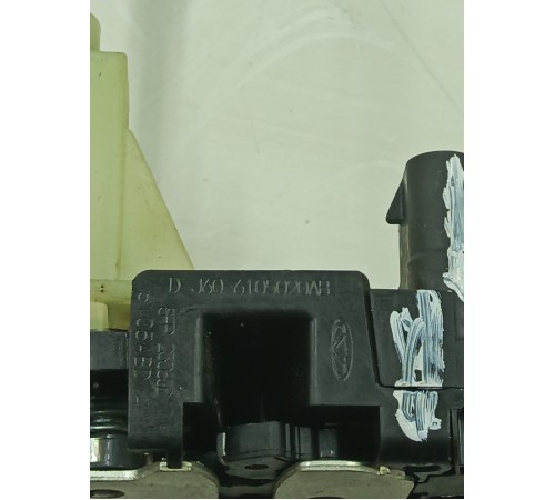 Замок двери передний правый