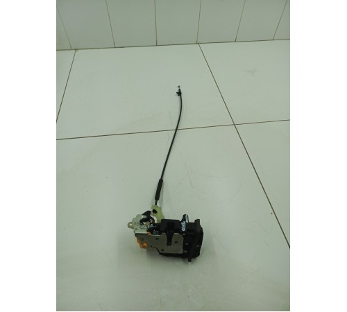 Замок двери передний правый