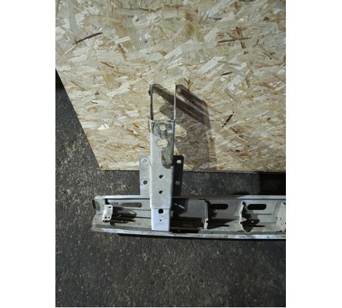 Усилитель бампера задний