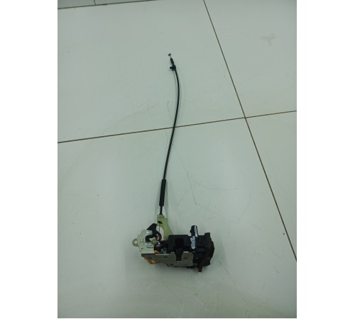 Замок двери передний правый