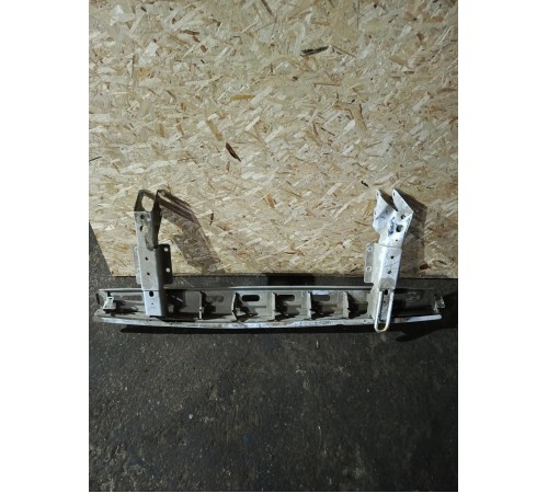 Усилитель бампера задний