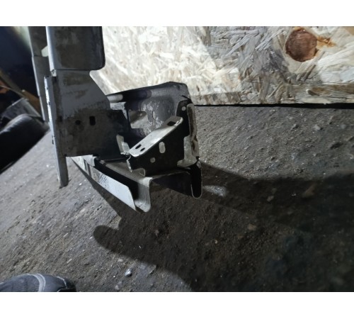 Усилитель бампера задний