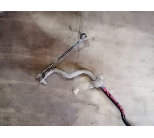 Стабилизатор передний