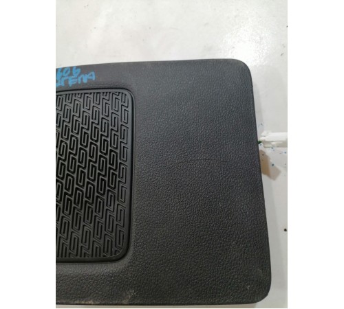 Крышка блока предохранителей салона