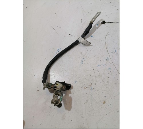 Клемма аккумулятора