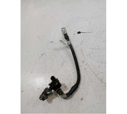 Клемма аккумулятора