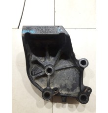 Опора двигателя левая