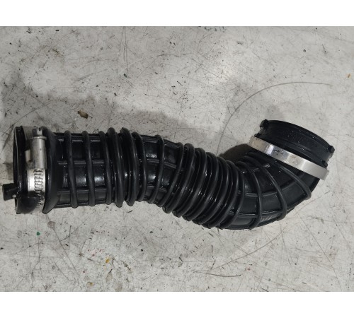 Патрубок воздушного фильтра