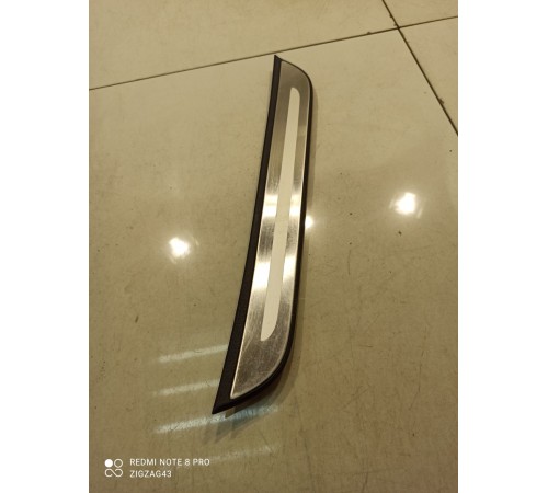 Накладка порога(задняя правая)