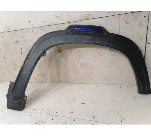 Молдинг крыла передний правый