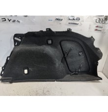 Обшивка багажника правая