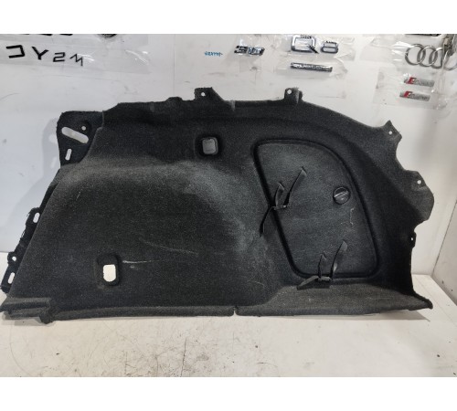 Обшивка багажника правая