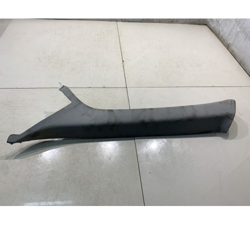 Обшивка стойки (передняя, левая)