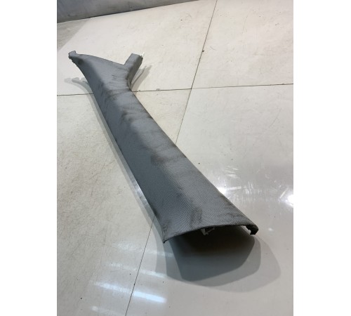 Обшивка стойки (передняя, левая)