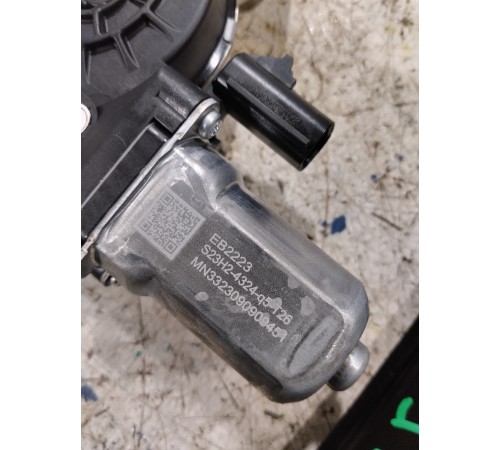 Стеклоподъемник задний левый