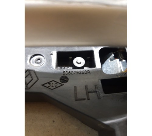 Ручка двери (задняя левая внешняя)