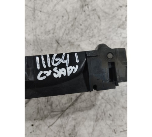 Ручка двери (задняя левая внутренняя)