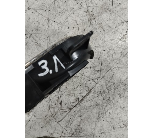 Ручка двери (задняя левая внутренняя)