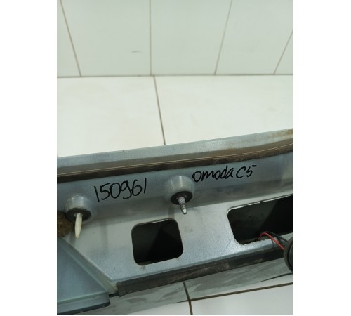 Спойлер крышки багажника