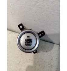 Кнопка запуска двигателя