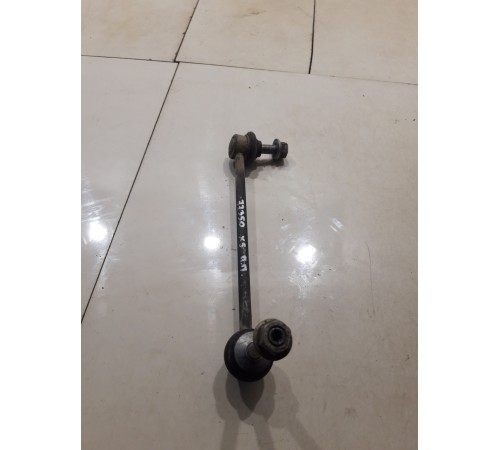 Стойка стабилизатора (передняя, правая)