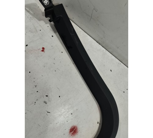 Накладка рамки стекла двери задняя правая внутренняя