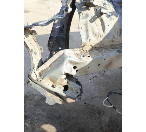 Лонжерон (четверть) передний правый