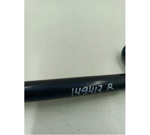 Амортизатор двери багажника правый