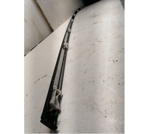 Молдинг крыши правый