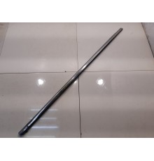 Нижний молдинг стекла (передний,правый)