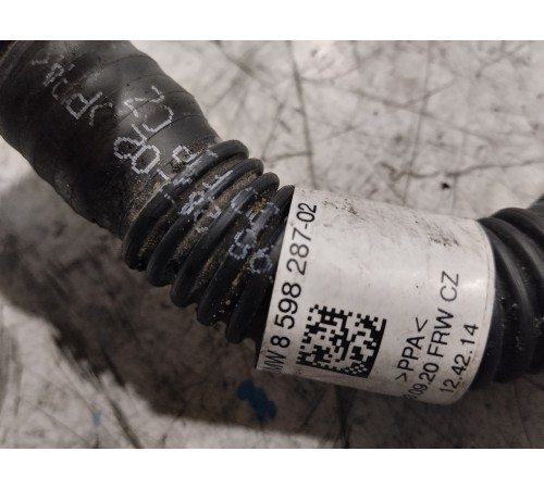 Патрубок вентиляции картерных газов