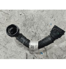 Патрубок вентиляции картерных газов