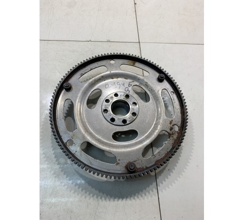 Маховик двигателя