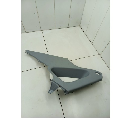 Обшивка стойки задняя левая