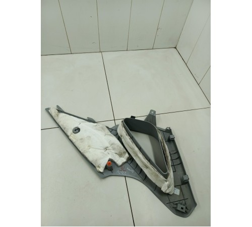 Обшивка стойки задняя левая